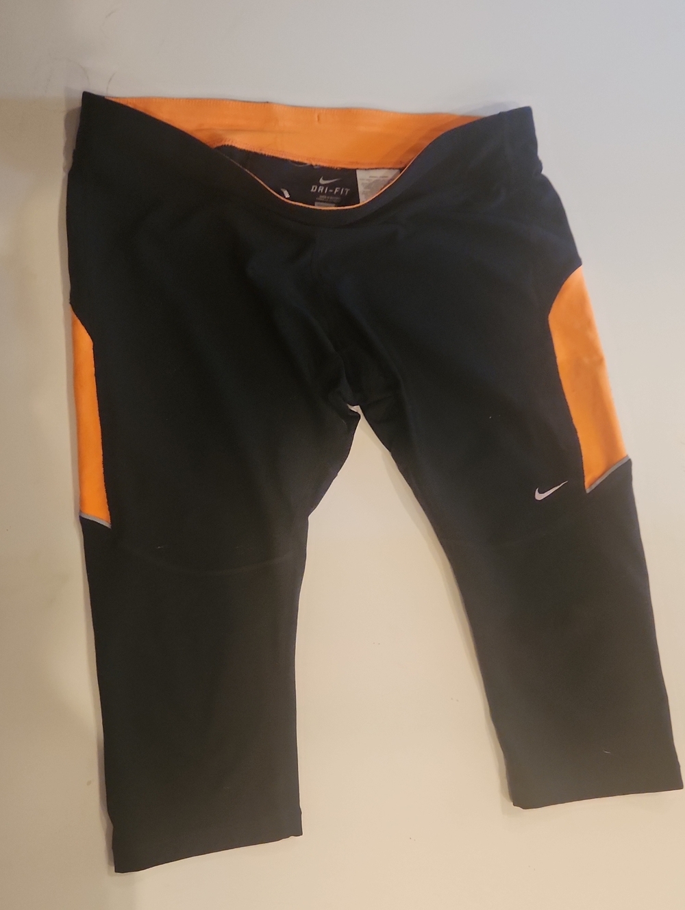 Nike Womens Black and Orange Dri-Fit Capri Leggings Size XL